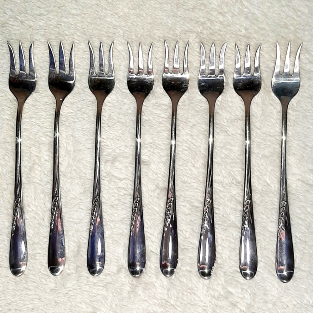 Reed & Barton Sterling Silver Wheat Cocktail Seafood Forks, Set of 8